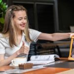How Much Does Colleen Hoover Make Per Year?