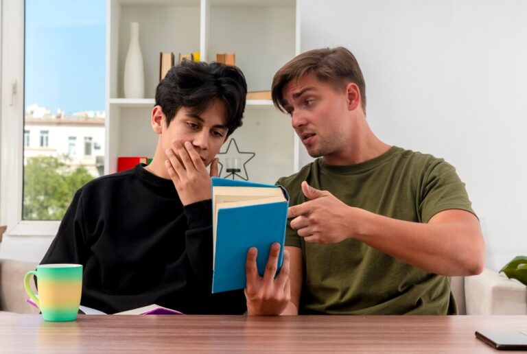 Understanding the Correct Usage and Key Grammatical Differences