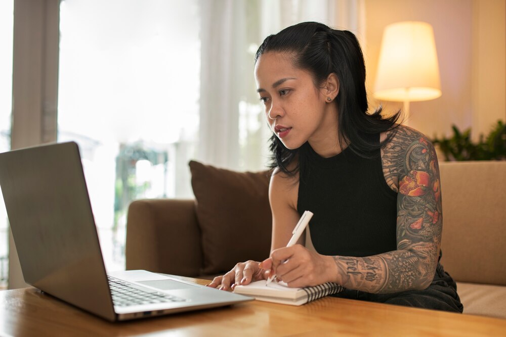 Top 10 Manuscript Editing Services in Illinois for 2026